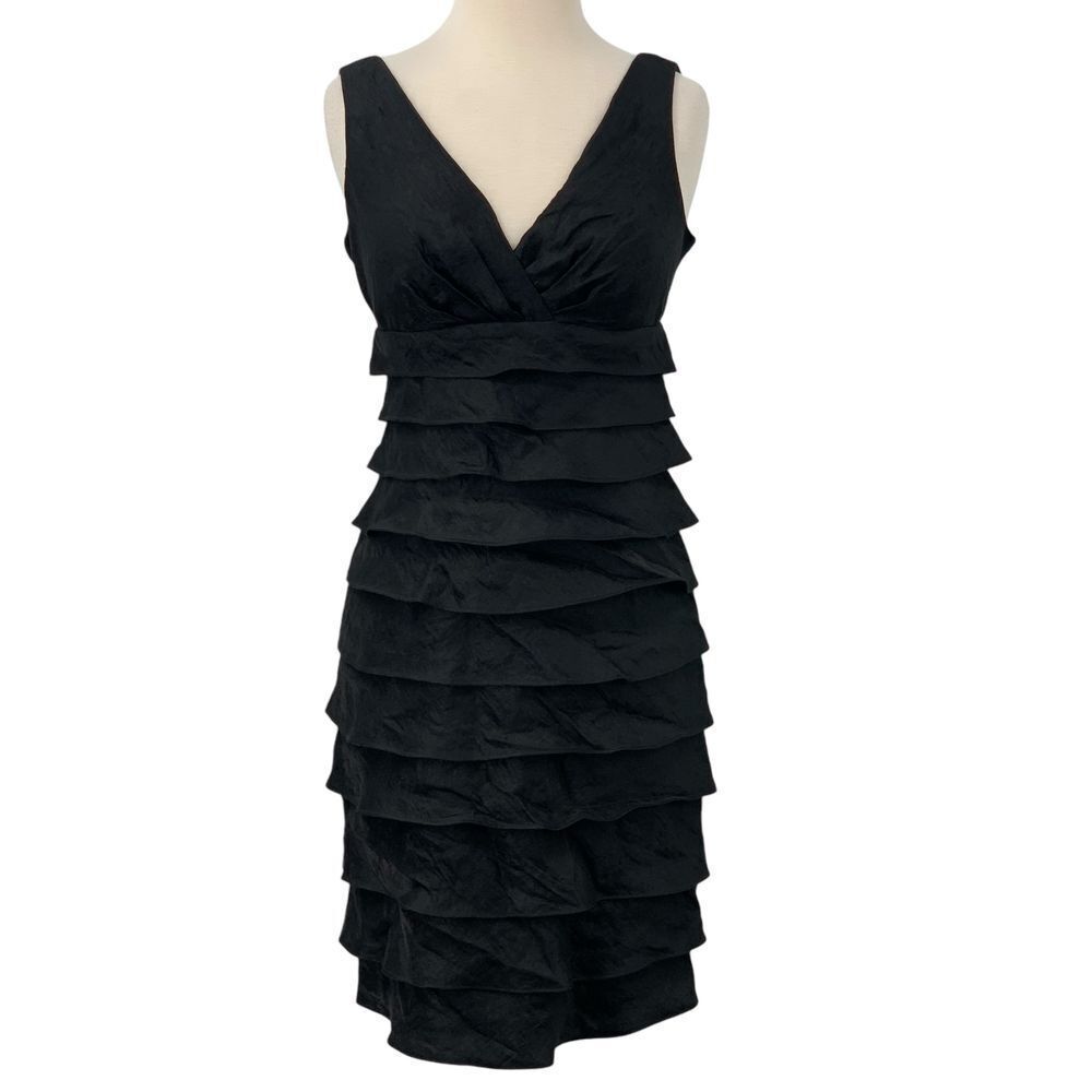 London Times Women's Sleeveless V-Neck Layered Ruffled Black Cocktail Dress Sz 4